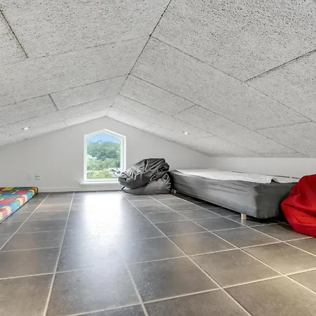 Four-bedroom In 펜션