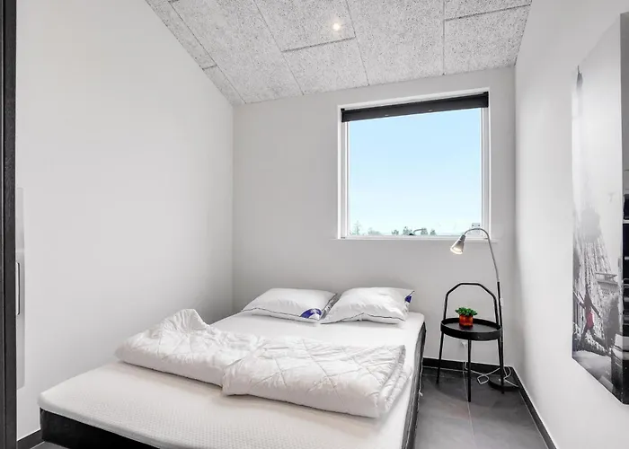 Four-bedroom In * Glesborg