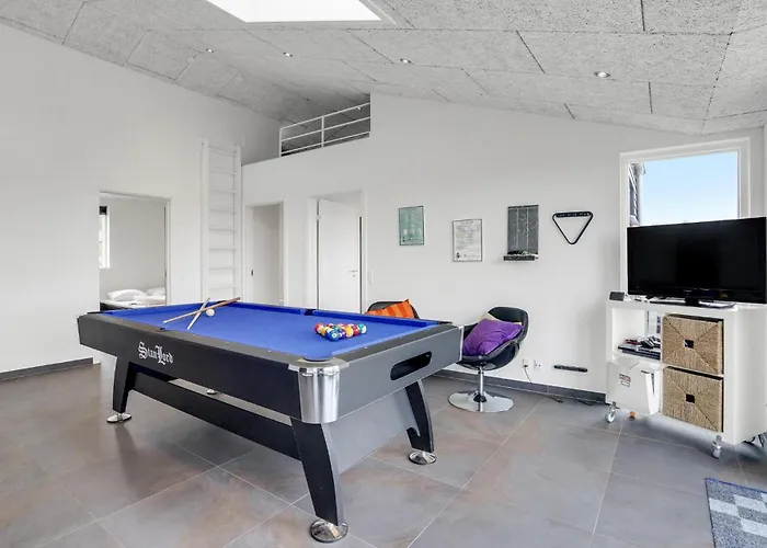 Four-bedroom In * Glesborg